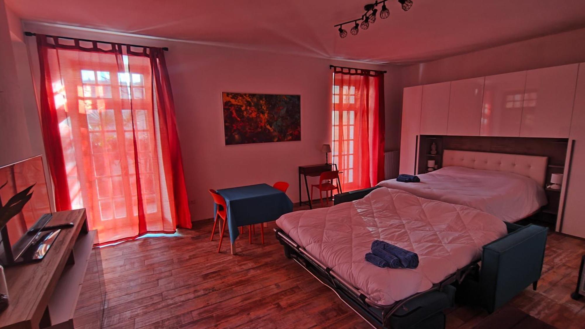 Nelly Bergamo Apartments ภายนอก รูปภาพ