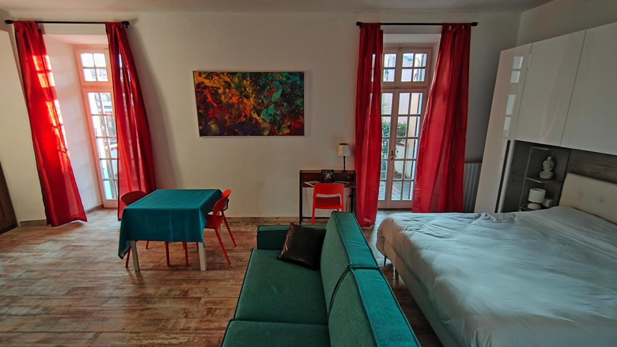 Nelly Bergamo Apartments ภายนอก รูปภาพ
